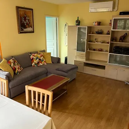 Logement Vic-Fezensac Exterior photo